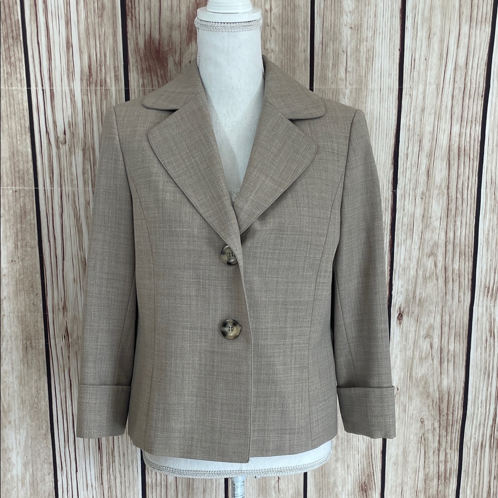 *Alex Marie Timeless Sophisticated Tailored Neutral Beige Women's Blazer Size 6